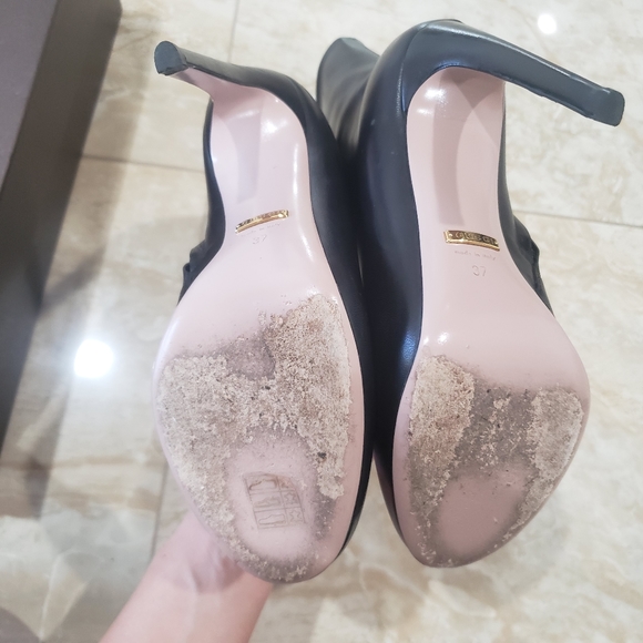 Gucci Leather Ankle Boots - Picture 11 of 16